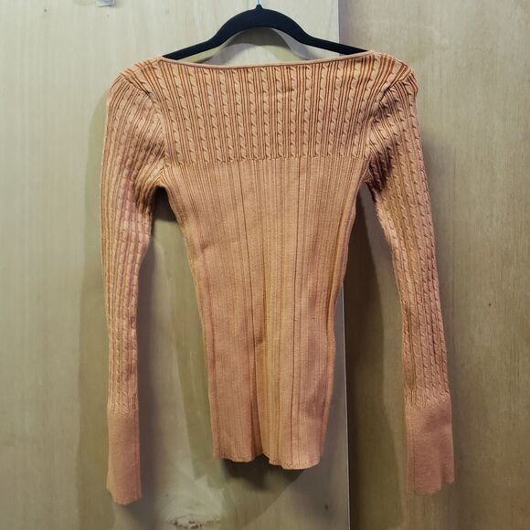 GUESS Women's Julie Long Sleeve Sweater
orange long-sleeved ribbed knit
SZ M
JJJ - Picture 6 of 7